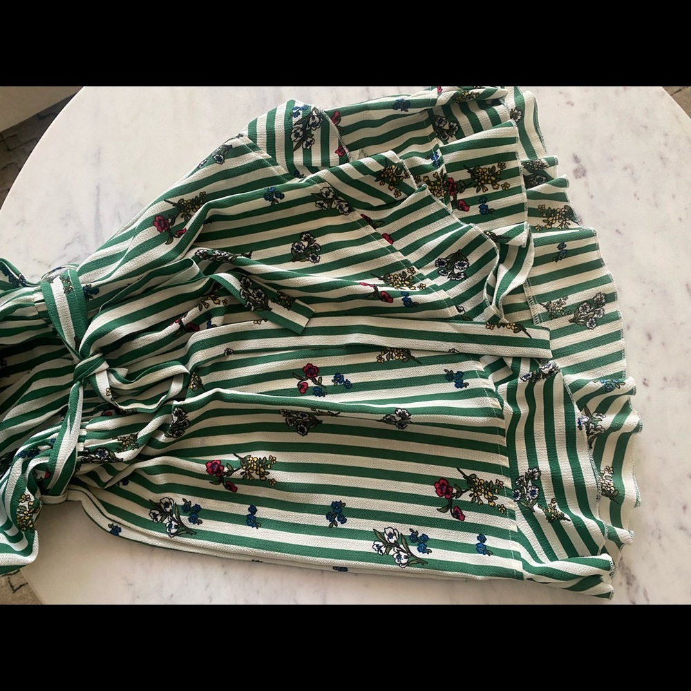Women dress green size m - Picture 3 of 5